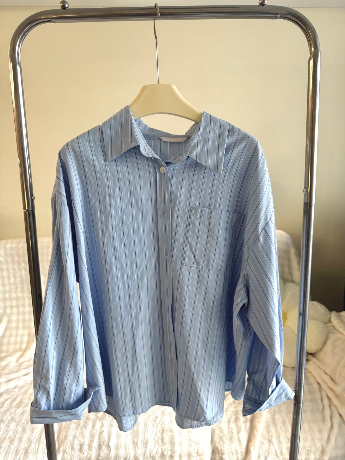 萬年不敗!經典藍間修襯衫 Classic Chill Striped Shirt